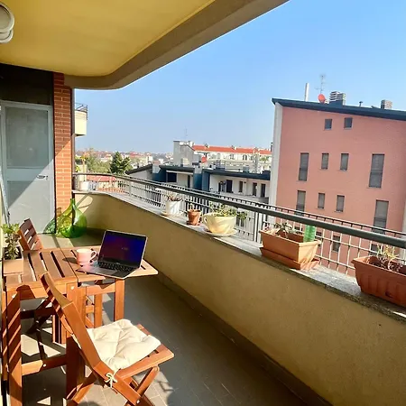 Panda Certosa Apartment Milan Exterior photo